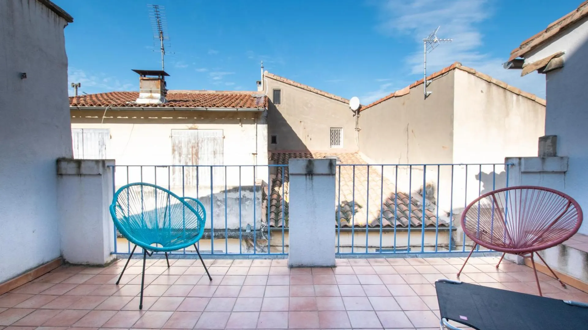 Ecrivain - Maison Avec Terrasse Arles